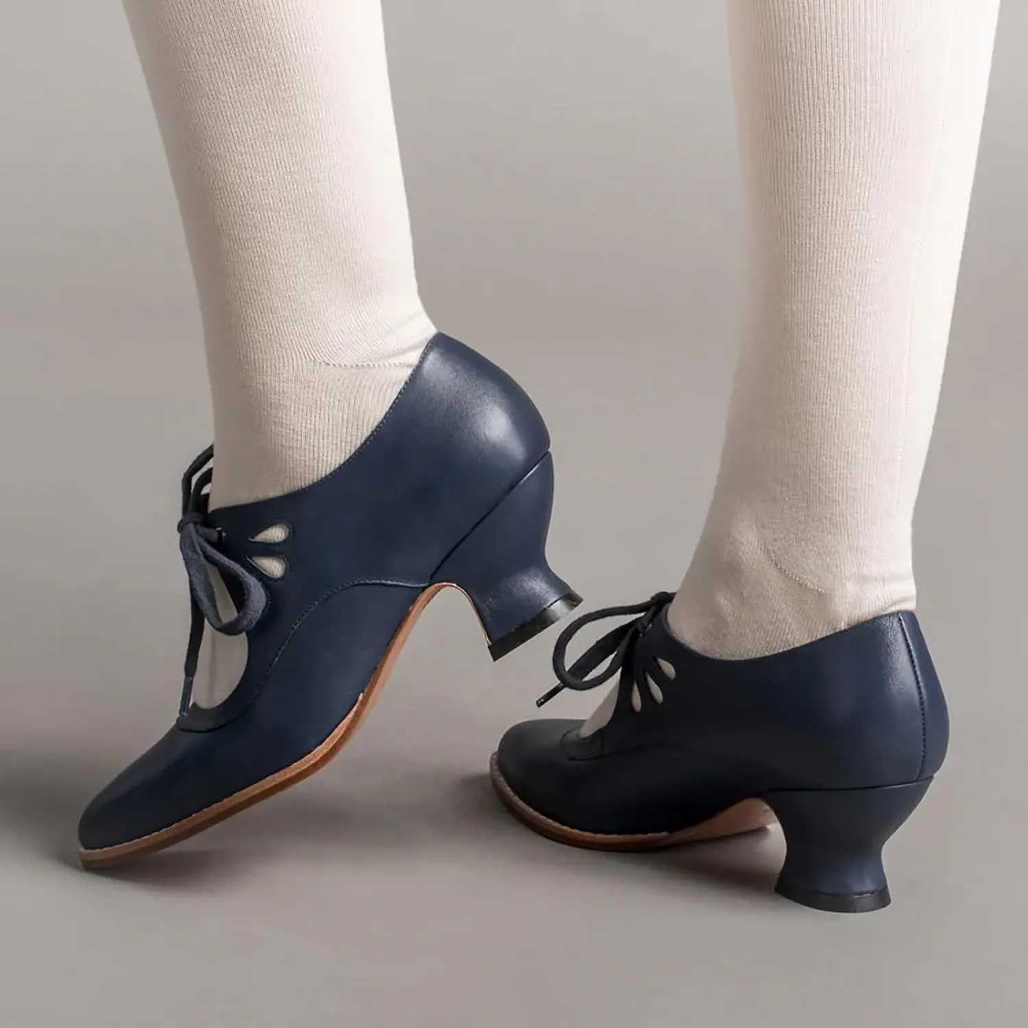 1920S Shoe for Women Vintage Mary Janes Lace Up Bridal Shoes Closed Toe Dress Shoe Chunky Heel Pumps Wedding Shoes