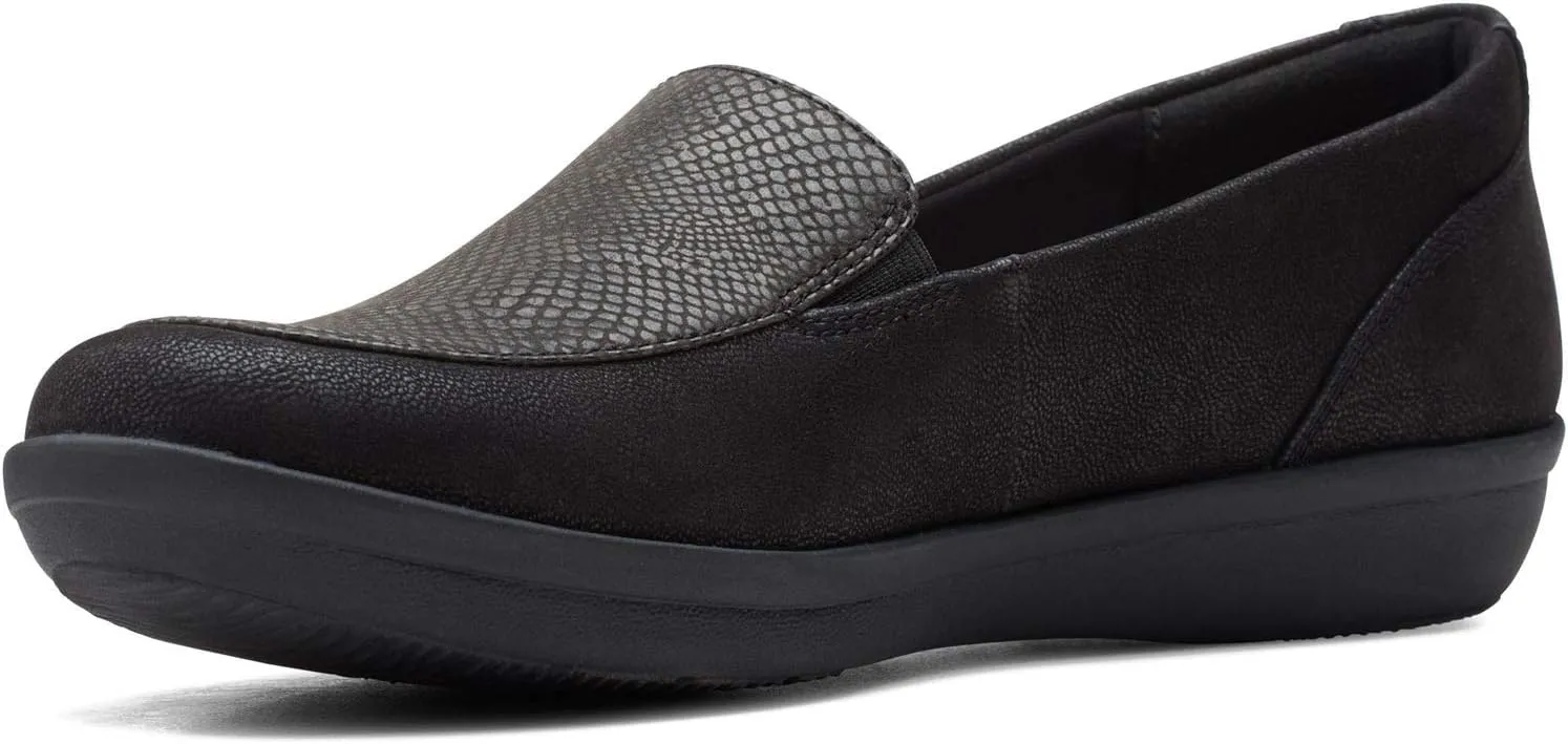Clarks Women's Ayla Low Ballet Flat