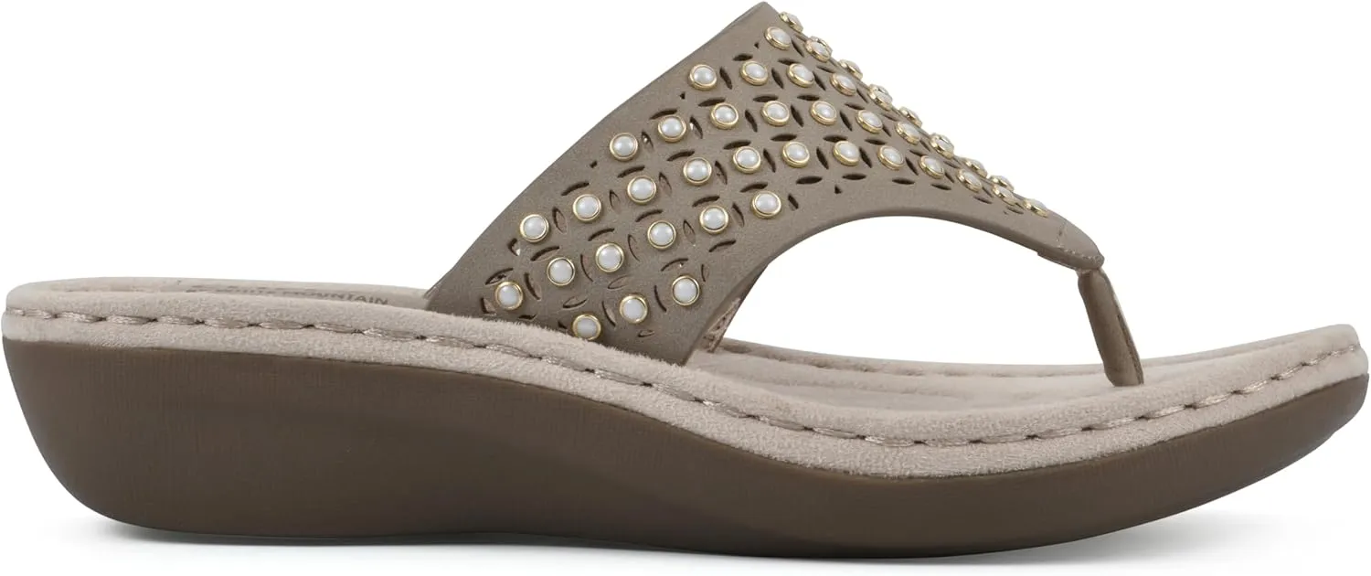 CLIFFS BY WHITE MOUNTAIN Women's Camila Flip-Flop