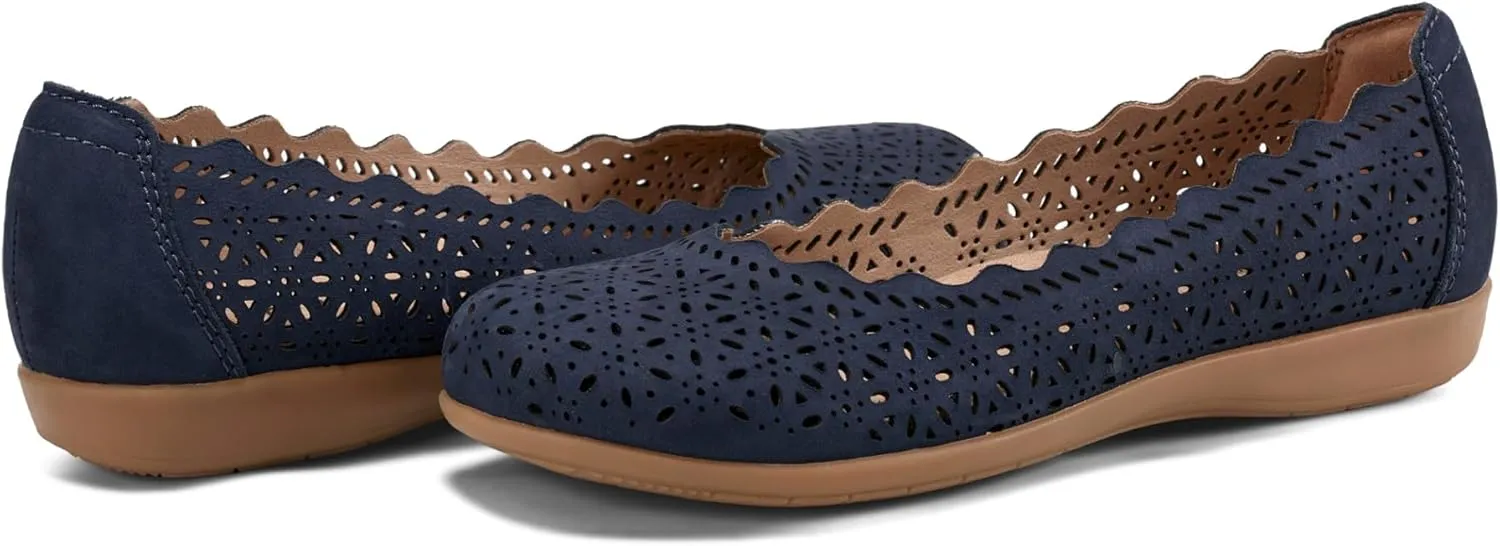 Earth Women's Etbria Ballet Flat