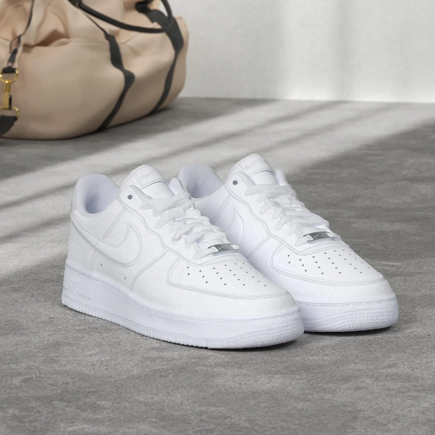 Nike mens Air Force 1 Low "Supreme - Mini Box Logo White"