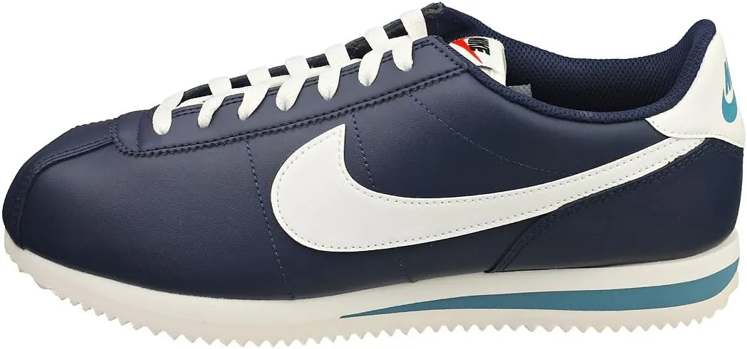 NIKE Men's Sneaker