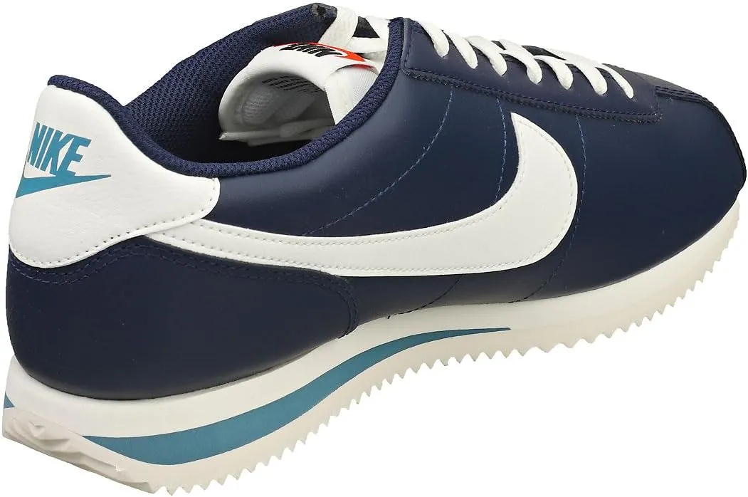 NIKE Men's Sneaker