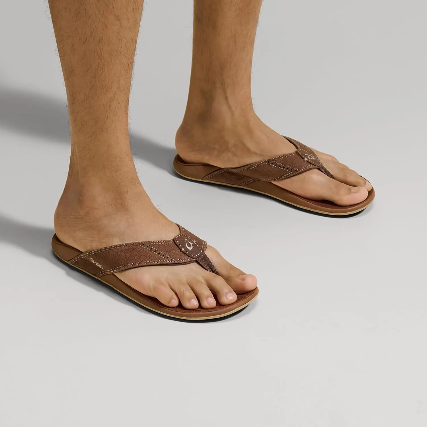 OLUKAI Nui Men's Beach Sandals, Full Grain Leather Flip-Flop Slides, Compression Molded Footbed & Ultra-Soft Comfort Fit