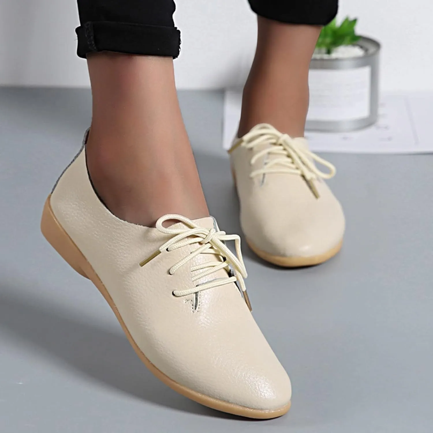 Women's Leather Lace Up Oxfords Sneakers Comfortable Slip-On Business Shoes Lightweight Breathable Sneakers Dressy Low Heel Walking Shoes
